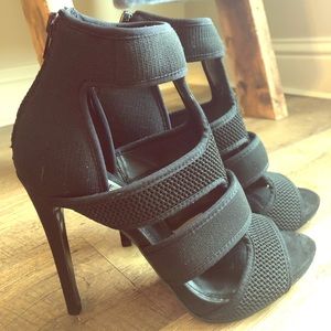 Steve Madden Black strapping high heels